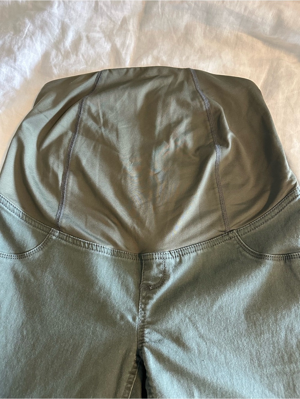 Isabel Maternity by Ingrid & Isabel Olive Green Moto Jeggings Size 6 Over Belly - Picture 8 of 8